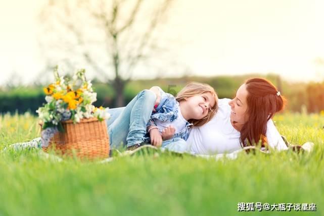赛晶科技(00580.HK)获主席项颉增持21万股